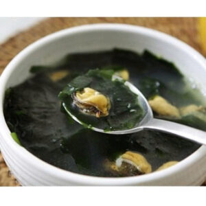 Rong biển khô nấu canh vị truyền thống ít calo phù hợp với nhiều đối tượng